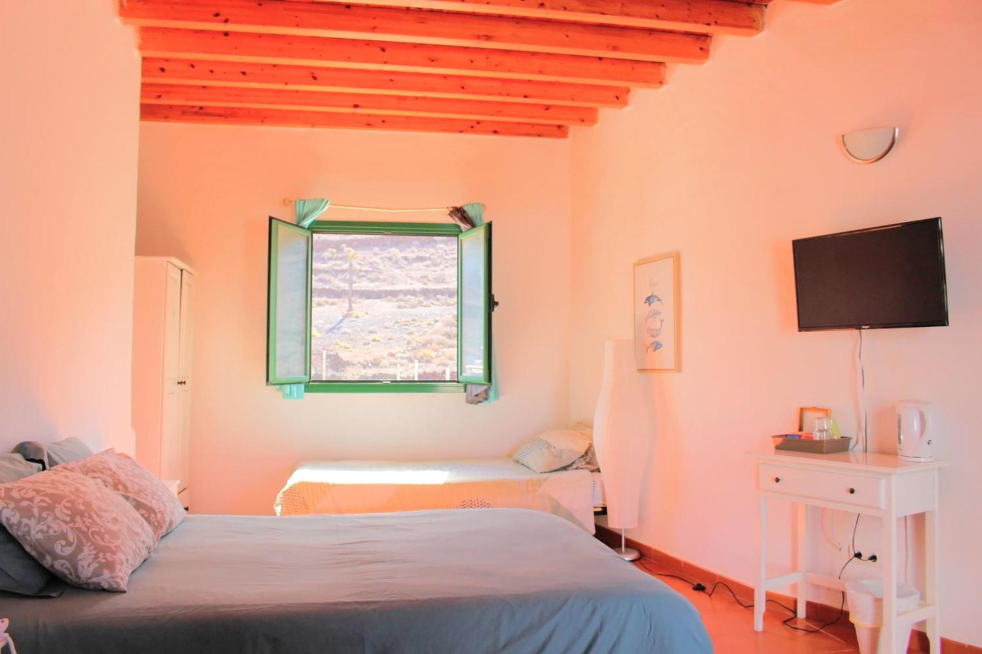 Alma Libre Lanzarote Bed & Breakfast Guatiza ภายนอก รูปภาพ